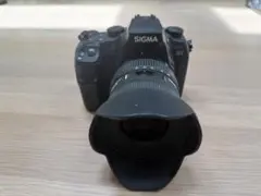 SIGMA SD1 Merrill デジタル一眼レフカメラ 本体のサムネイル