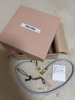 MIU MIU キーホルダー 5TL542 Fuxia - メルカリ