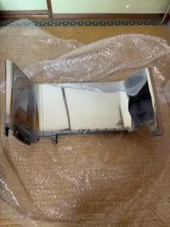 三菱ふそう純正未使用07スーパーグレート用右側メッキステップ