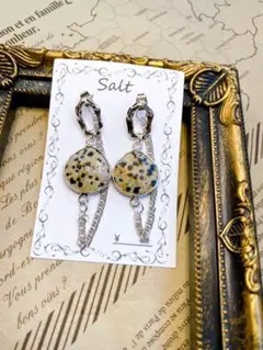 大理石チェーンピアス