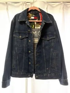 Item thumbnail for item f769a9c5-4f4b-45ca-89e6-a2daebc99447