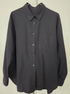 黒ブラウス長袖