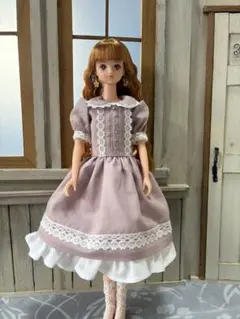 No329 薄ピンク色のビクトリアンドレス