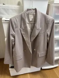ライトベージュ ダブルブレスト テーラードジャケット