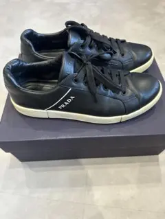PRADA レザー スニーカー ブラックのサムネイル