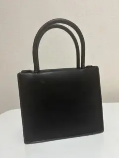 H&M スクエア ミニハンドバッグ ブラックのサムネイル