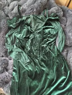 ☆大きいサイズ2XL☆オフショルドレス・グリーンベルベット夜職・キャバ
