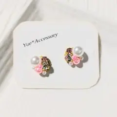 D-289　ハンドメイド☆ビジューピアス／イヤリング