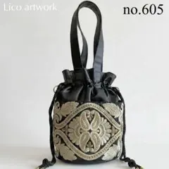 no.605 フェイクレザー 丸底 巾着 バッグ ショルダー 刺繍リボン　黒
