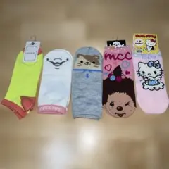 未使用品　靴下５足まとめ売り
