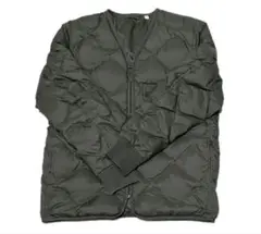 極美品　ユニクロU ノーカラーダウンジャケット　カーキ　ユニセックス　大きめ