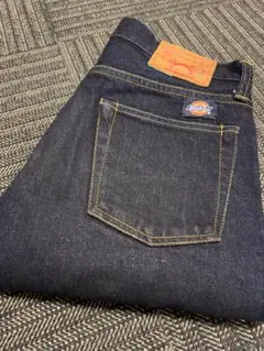 Item thumbnail for item 9830f6c4-af7c-4fe5-bf91-7afe2f6d3b48