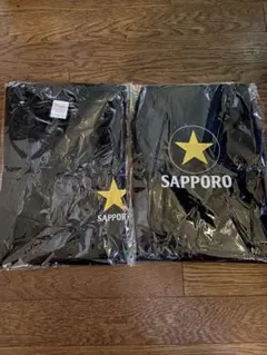 SAPPOROロゴ付き黒Tシャツ&エプロンセット