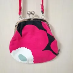 marimekko マリメッコ がま口 ショルダーバッグ ピンク斜め掛け中古