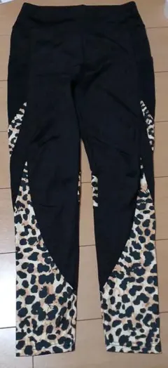 ヒョウ柄 パンツ
