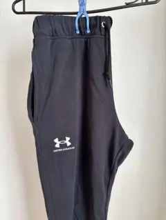 アンダーアーマ　スウェットパンツ