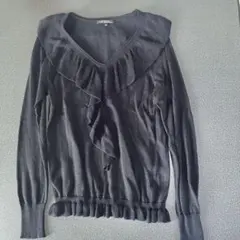 【23区】フリル襟 ニットトップス ブラック サイズ38（M） 上品デザイン