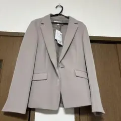 新品　ベージュジャケット　38サイズ　秋