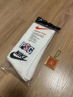 NIKE PSG パリサンジェルマン　ジョーダン　タグ付き新品未使用品のサムネイル