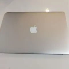 【期間限定】美品　Apple MacBook Air 13インチ 　充電器付
