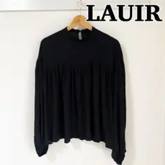 LAUIR ラウアー　ブラック ギャザーブラウスのサムネイル