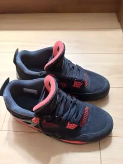 Nike Air Jordan 4 red thunderのサムネイル
