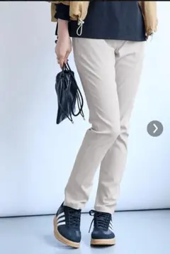 大きいサイズ 超ストレッチスリムパンツ（ゆったり太もも）ライトグレー 6Lのサムネイル