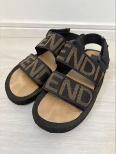 2026年最新】fendi サンダルの人気アイテム - メルカリ