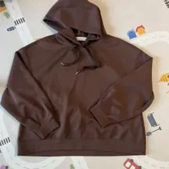 ユナイテッドアローズ　フード付きパーカー