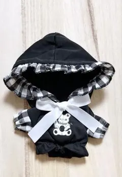 Item thumbnail for item c04523ff-c713-4fbc-9802-990f4e6f4b81