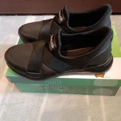 MK MICHEL KLEIN スリップインスニーカー 2802のサムネイル