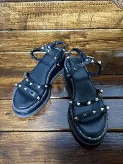 最終価格⭐️ESPERANZA　スタッズサンダル　ブラック　Ｓサイズのサムネイル