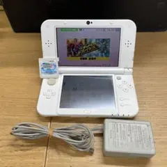 動作品 Nintendo New 3DS LL ホワイト 充電器付き