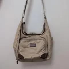 ミキハウス ベージュ ショルダー　マザーバッグのサムネイル