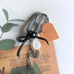 Item thumbnail for item d7a3e071-d825-4cfd-8782-b4322d87678a