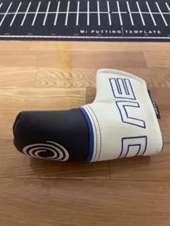 Odyssey パター用ヘッドカバー ホワイト/ブラック