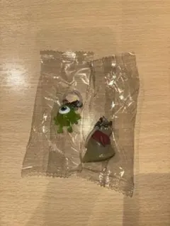 モンスターズインクめじるしアクセサリー２個セット