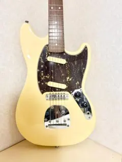 photogenic ムスタングタイプ ブリッジ、アームFender品に交換済み