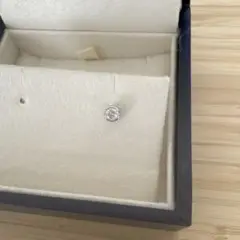 プラチナ ピアス(両耳用)