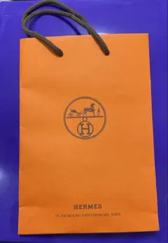 HERMES オレンジ ロゴ入り　ミニ紙袋