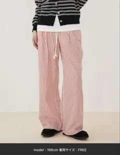 MERLOT シアサッカーストライプロングパンツ　レッド　赤