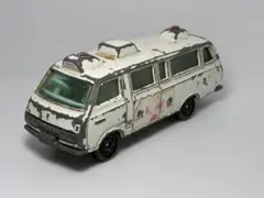 トミカ】No.57 トヨタ ハイエース コミューター 救急車 日本製 - メルカリ