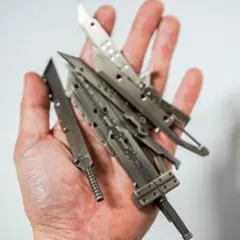 ファイナルファンタジー7 クラウド バスターソード 合体剣 金属製 約24cm ファイナルファンタジー7 クラウド バスターソード 合体剣 金属製 約