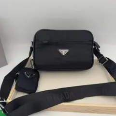 美品 PRADA ノベルティ ショルダーバッグ r2 - メルカリ