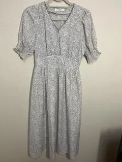 【W CLOSET】花柄Vネック半袖ワンピース