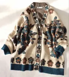 【冬物処分】ZARA 花柄ニットカーディガン