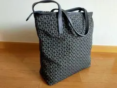 ✨良品✨ ゲス トートバッグ Gロゴ 総柄 A4収納 大容量 グレー 