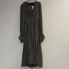 Heather ロングワンピース カーキ 新品タグ付きのサムネイル