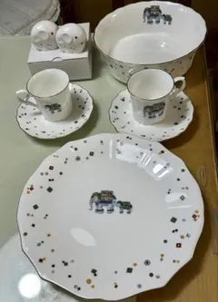 ナルミ　幸せを呼ぶ象　ボウル　大皿　ペア　カップ&ソーサー　ソルト&ペッパー ナルミ 幸せを呼ぶ象 ボウル 大皿 ペア カップ&ソーサー ソルト