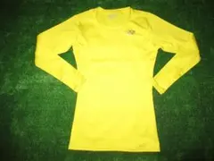 ヨネックス　ストレッチ長袖インナーシャツ　日本製　秋冬　L　イエロー